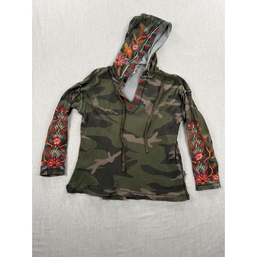 Johnny Was Camo Floral Embroidered Waffle Hoodie XS J19520-8 Green‎ Camouflage